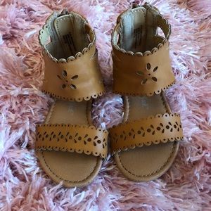 Toddler girl sandals size 5 cute baby girl